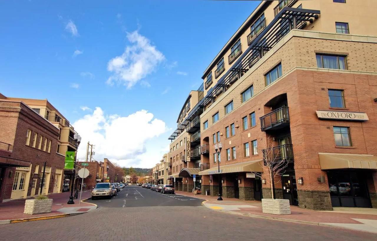 Oxford Hotel Bend Luaran gambar