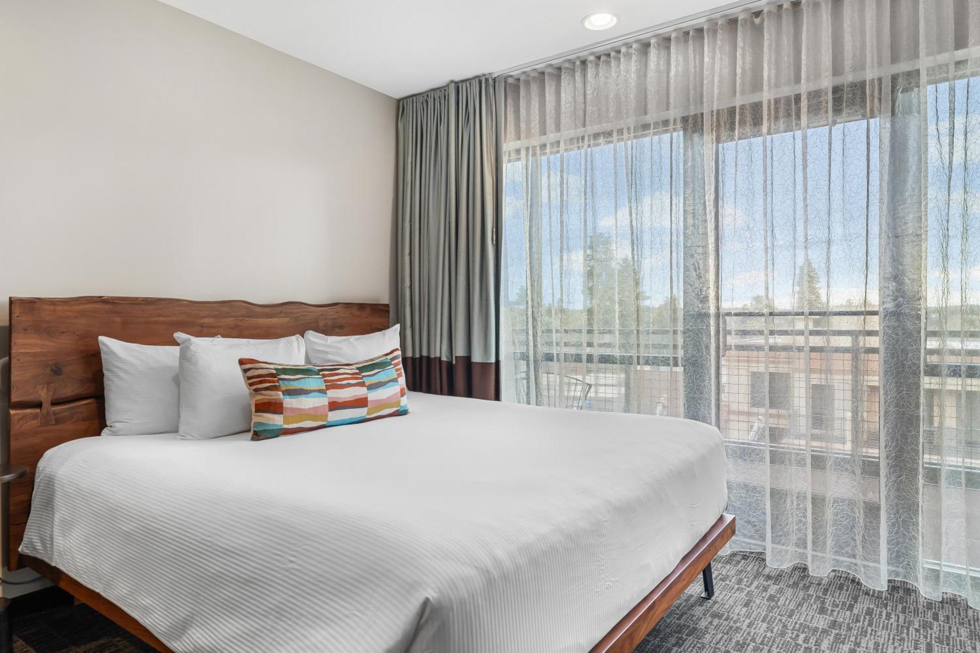 Oxford Hotel Bend Luaran gambar