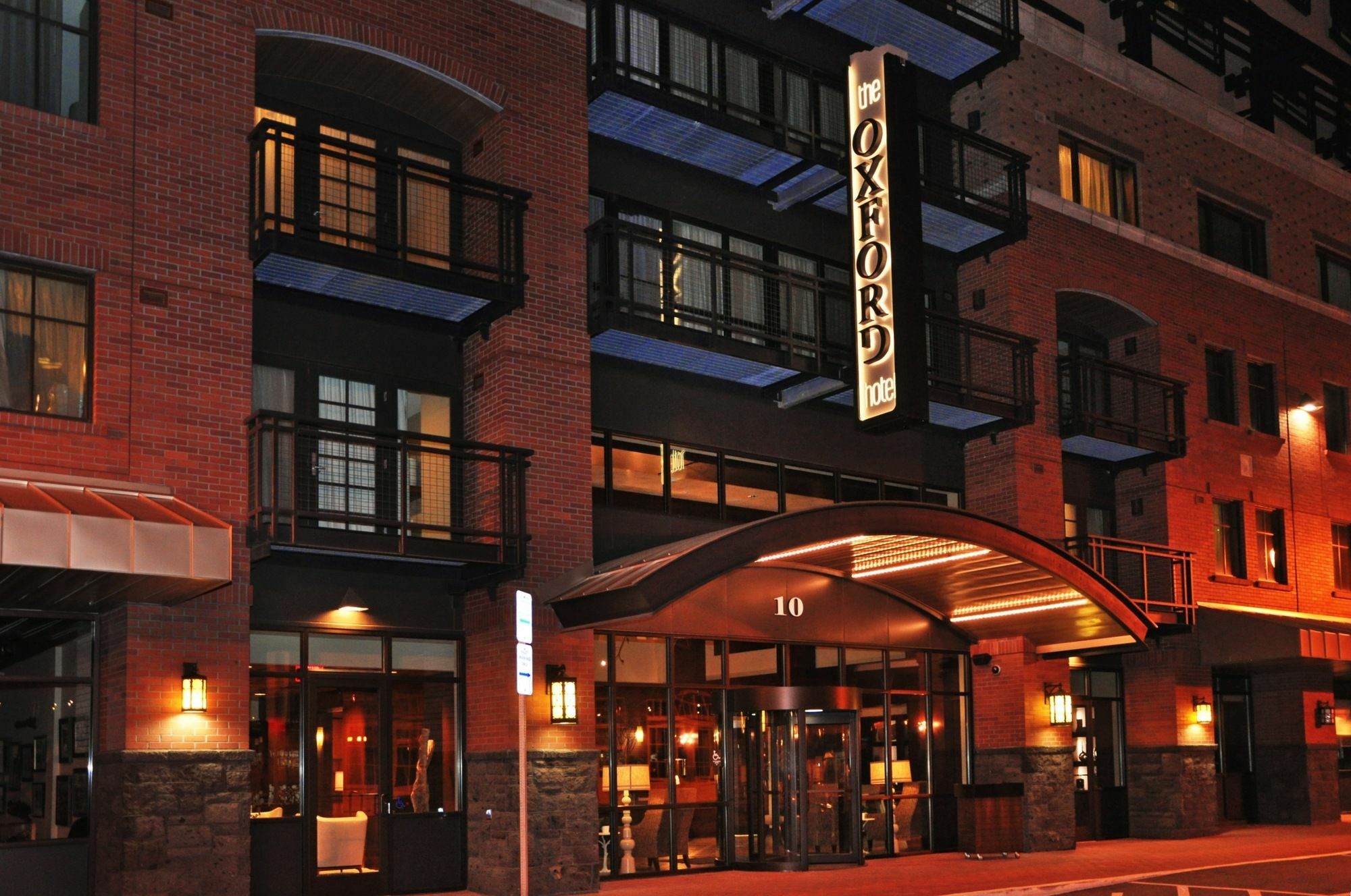 Oxford Hotel Bend Luaran gambar